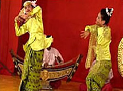 Sama Gwek Duet Dance